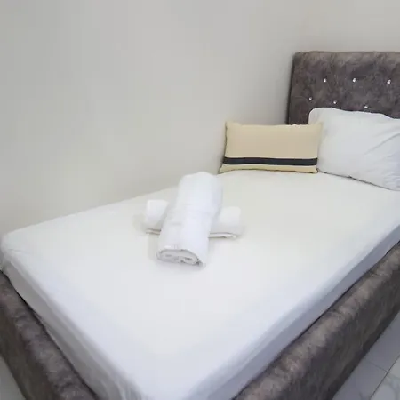 Kleopatra Apartment *