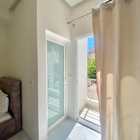 Kleopatra Apartment